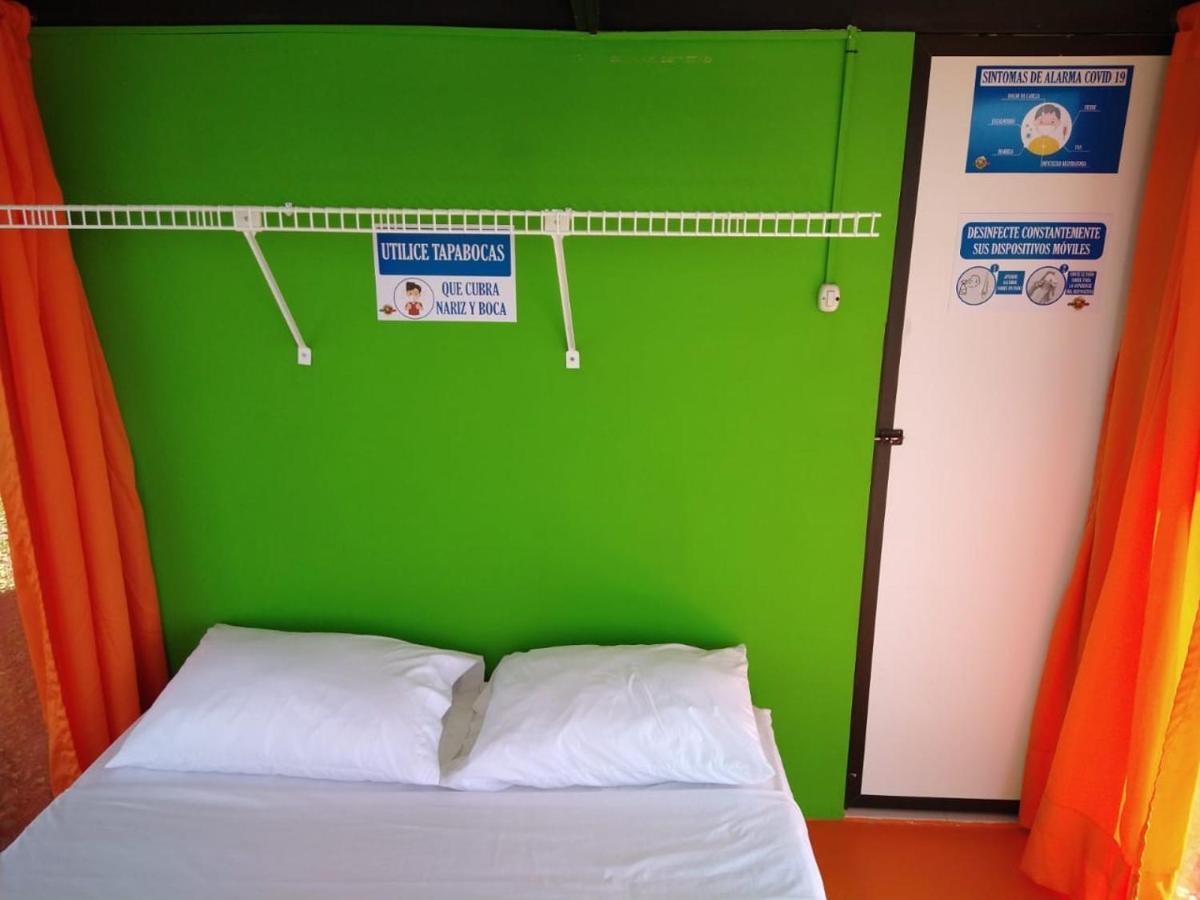 Glamping - Calochorno Hotel Alcalá Екстериор снимка