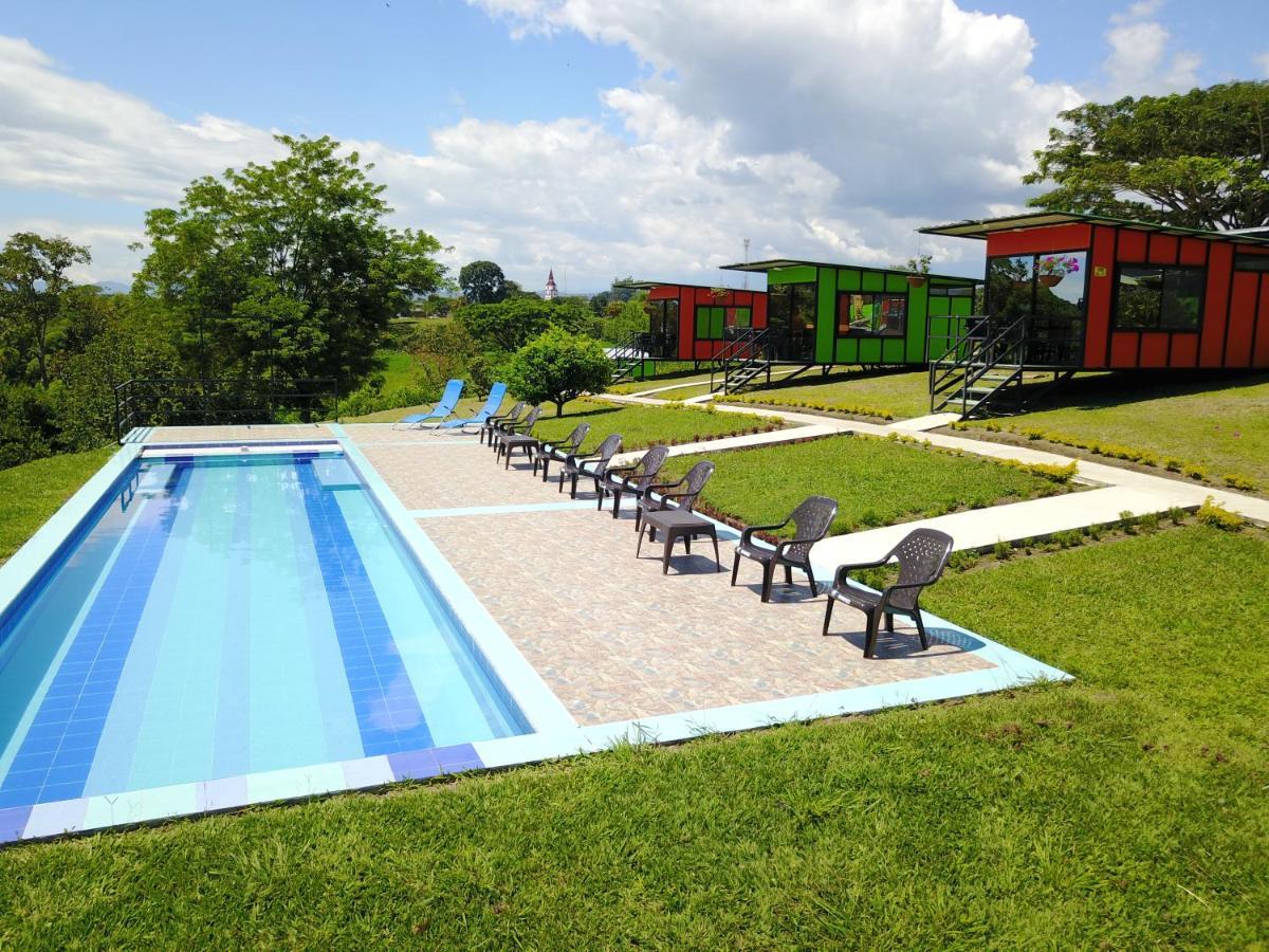 Glamping - Calochorno Hotel Alcalá Екстериор снимка
