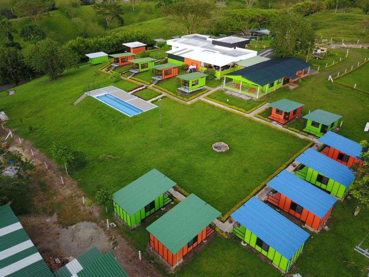 Glamping - Calochorno Hotel Alcalá Екстериор снимка
