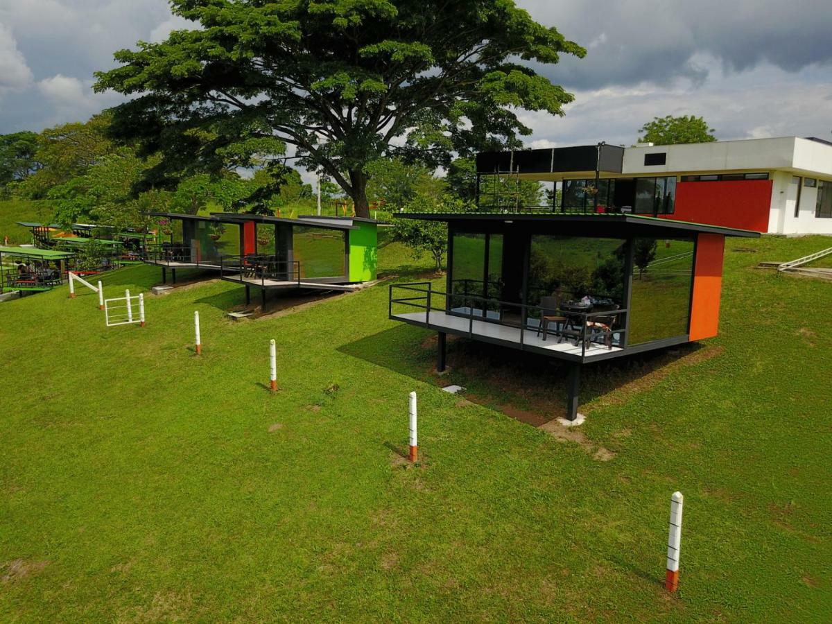 Glamping - Calochorno Hotel Alcalá Екстериор снимка